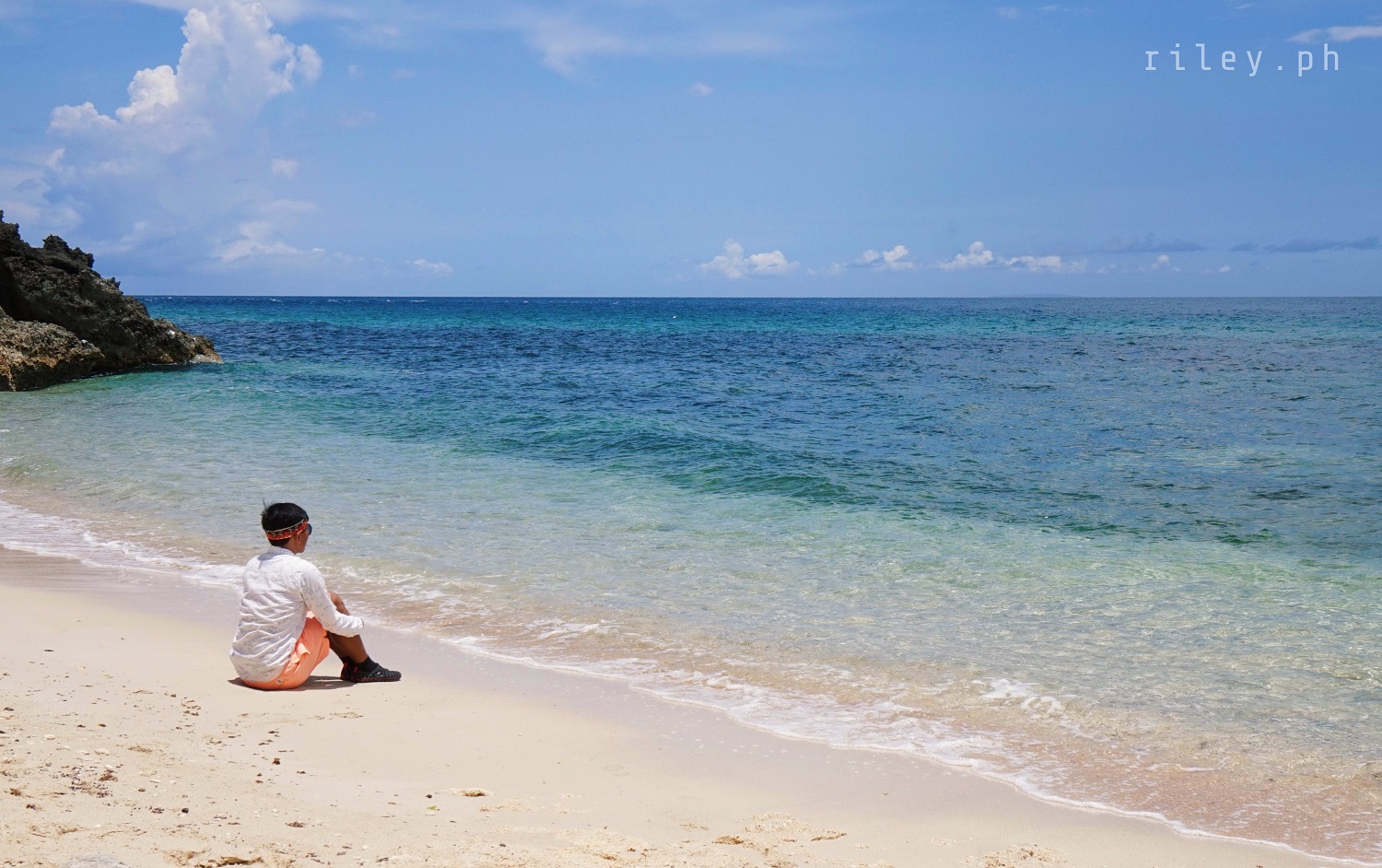 Maglahob Beach, Lanas, Carabao Island, Romblon, Philippines