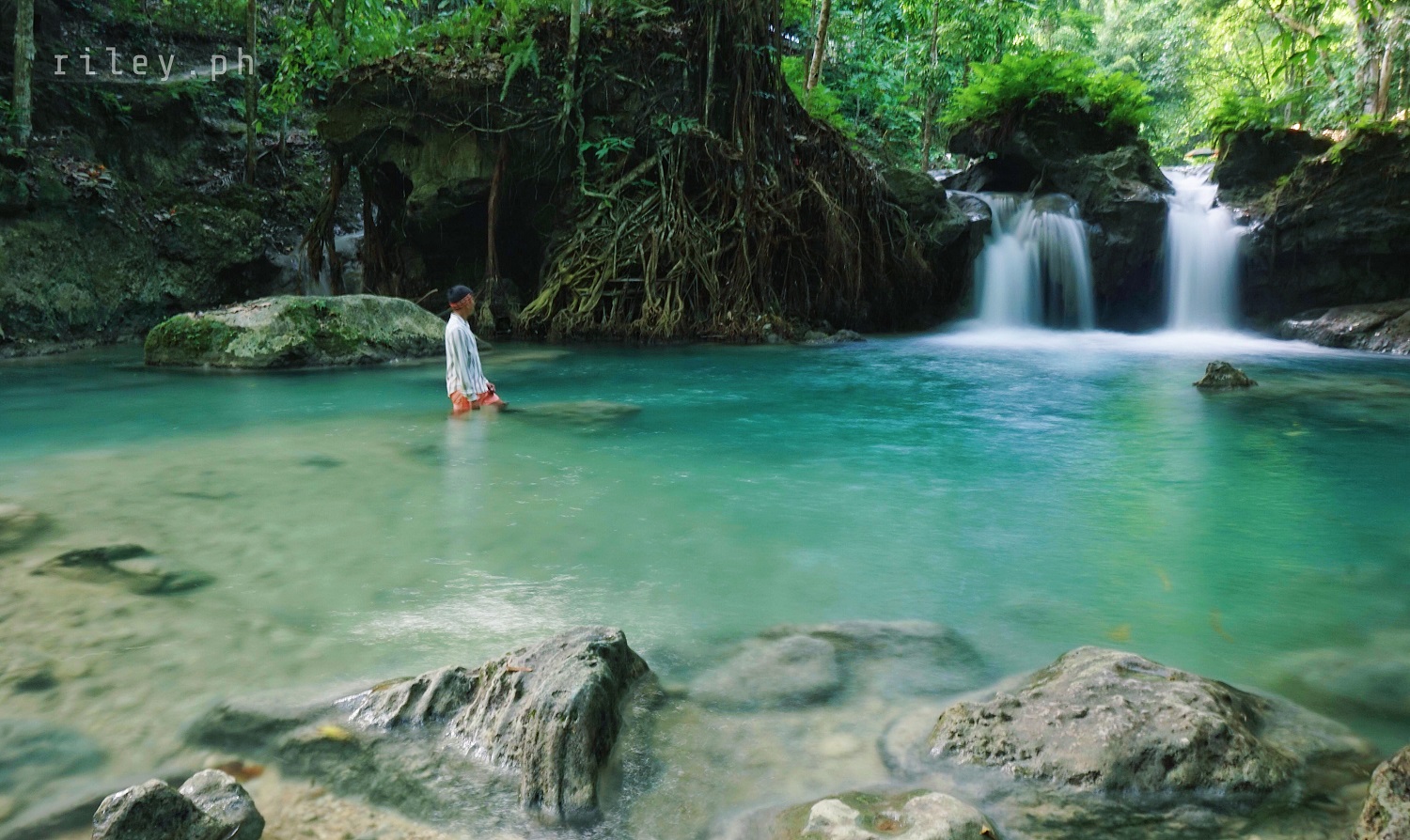 Kawasan Falls, Badian, Cebu, Philippines